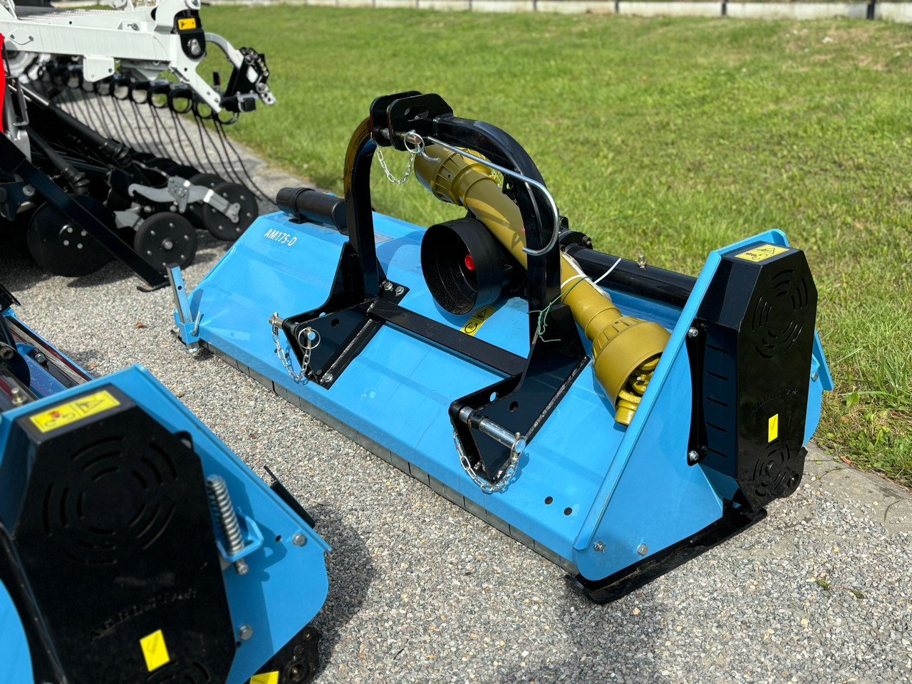Agrostar AMD 155-175 - Szárzúzó/ Mulcsozó: 2 kép. Agrostar AMD 155-175 - Szárzúzó/ Mulcsozó: 2 kép.