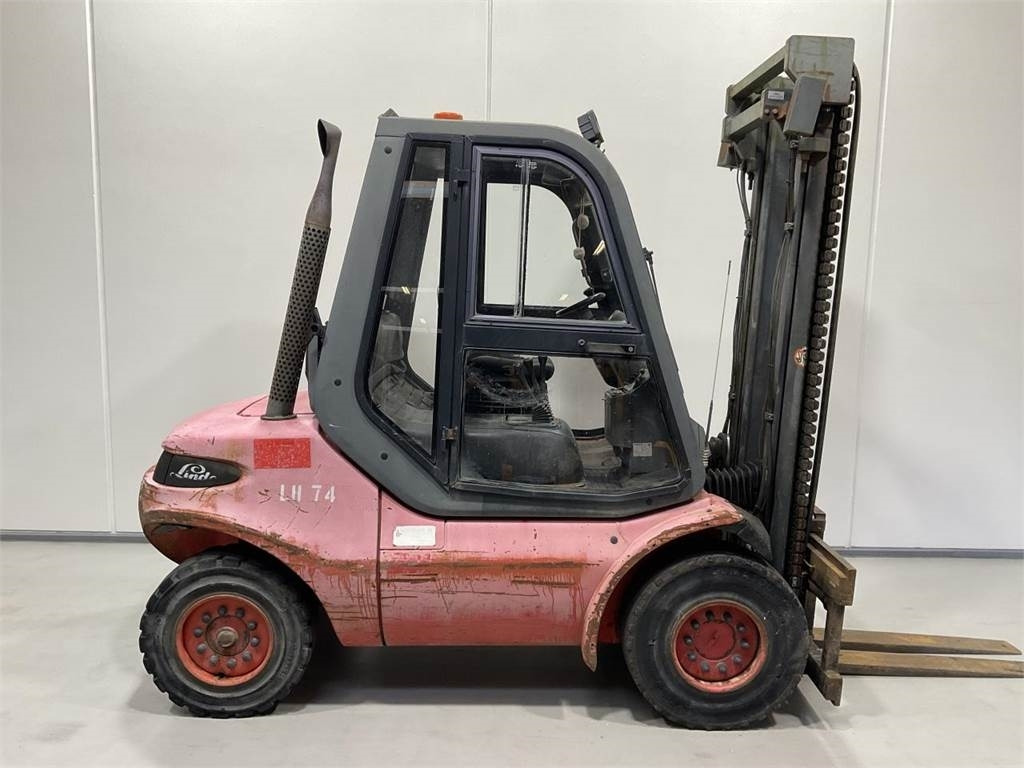 Linde H45D - Dízel targonca: 1 kép. Linde H45D - Dízel targonca: 1 kép.