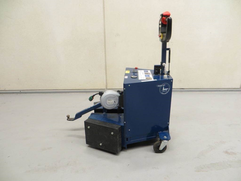 Trans lift TLD1806 - Elektromos vontató: 2 kép. Trans lift TLD1806 - Elektromos vontató: 2 kép.