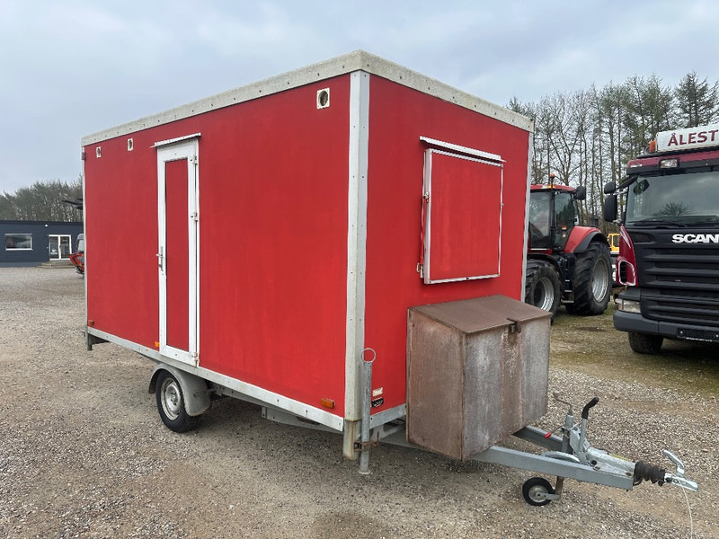 Aaby 1225 kg Beboelsesvogn / Livingcontainer - Pótkocsi dobozos: 1 kép. Aaby 1225 kg Beboelsesvogn / Livingcontainer - Pótkocsi dobozos: 1 kép.