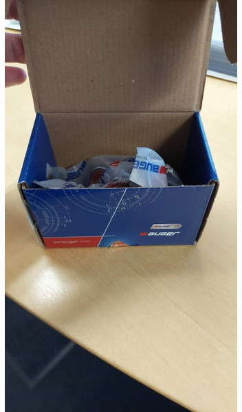 Auger håndfødepumpe Scania diesel pump OE 2543515 - Elektromos rendszer - Pótkocsi: 2 kép. Auger håndfødepumpe Scania diesel pump OE 2543515 - Elektromos rendszer - Pótkocsi: 2 kép.