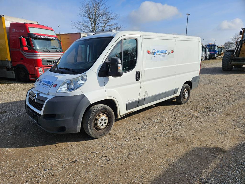 Citroën Jumper 30 2,2 HDi 130 Box - Kis furgon: 1 kép. Citroën Jumper 30 2,2 HDi 130 Box - Kis furgon: 1 kép.