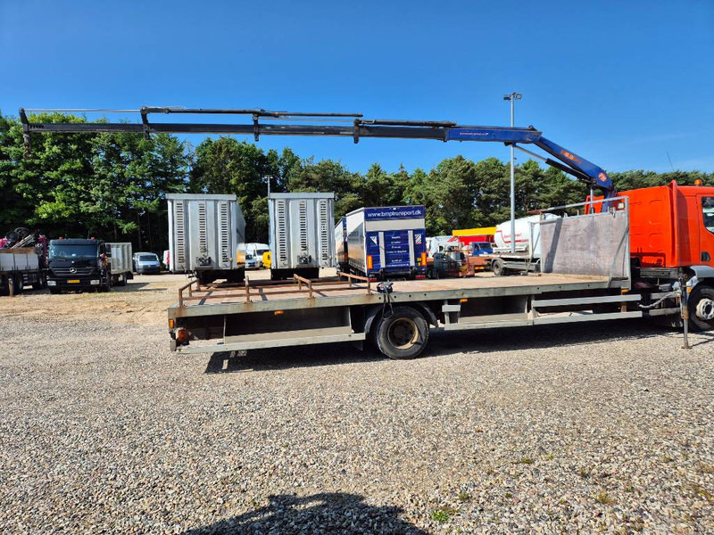 DAF LF 55.250 // Crane PM 8,5 with 4 hyd-extensions // - Darus autó: 5 kép. DAF LF 55.250 // Crane PM 8,5 with 4 hyd-extensions // - Darus autó: 5 kép.