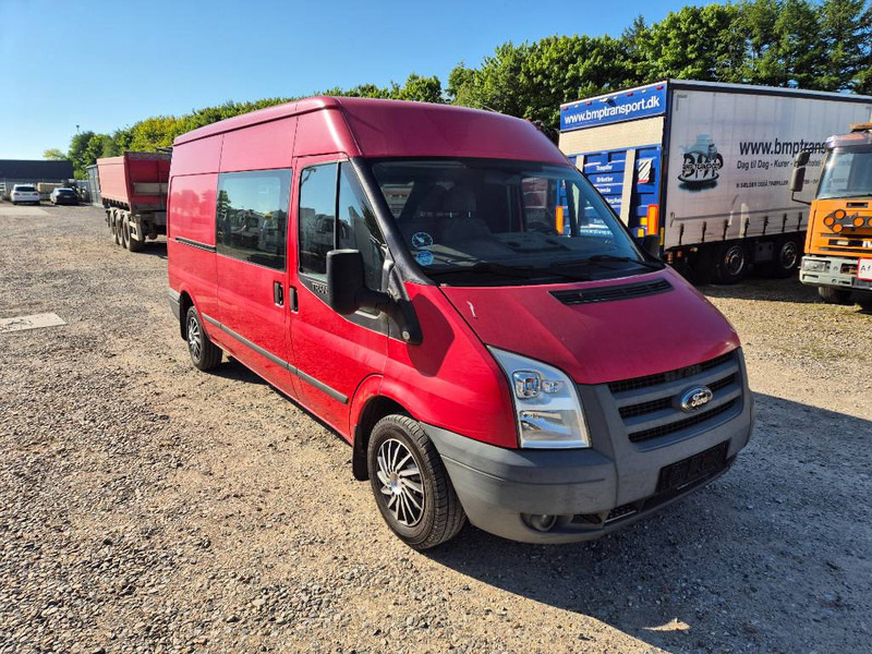 Ford Transit 350LF Van 2,2 115 Trend 4d - Kis furgon: 5 kép. Ford Transit 350LF Van 2,2 115 Trend 4d - Kis furgon: 5 kép.