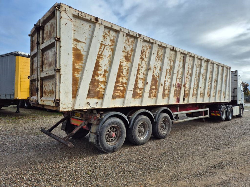 KEL-BERG 71 m3 steel tipper / stål tipper (nysynet) - Félpótkocsi billenőplatós: 5 kép. KEL-BERG 71 m3 steel tipper / stål tipper (nysynet) - Félpótkocsi billenőplatós: 5 kép.