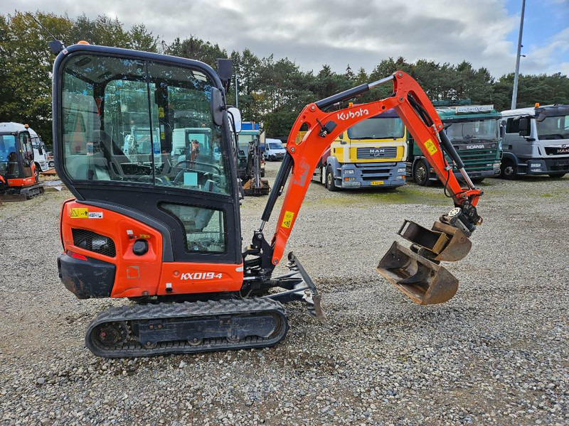 Kubota KX 19-4 //Tiltman // 3 buckets - Minikotró: 5 kép. Kubota KX 19-4 //Tiltman // 3 buckets - Minikotró: 5 kép.