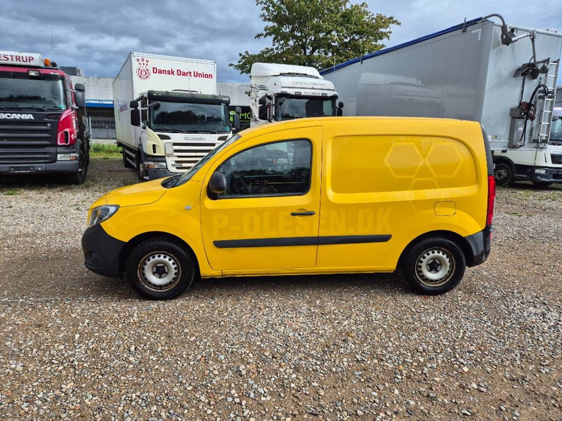 Mercedes-Benz Citan 109 1,5 CDi Kassevogn L - Dobozos kisteherautó: 2 kép. Mercedes-Benz Citan 109 1,5 CDi Kassevogn L - Dobozos kisteherautó: 2 kép.