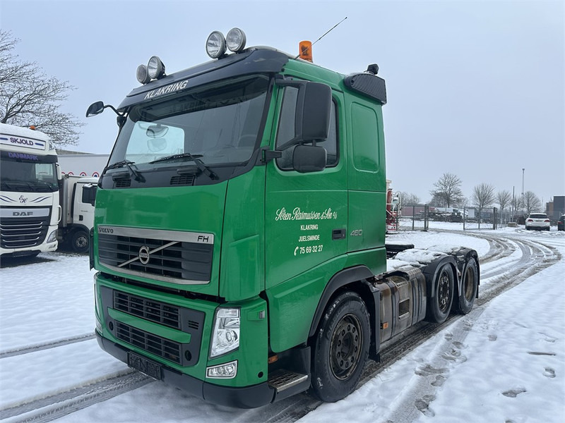 Volvo FH 460 6x2 Twinsteer // 2 String Hydraulic - Nyergesvontató: 1 kép. Volvo FH 460 6x2 Twinsteer // 2 String Hydraulic - Nyergesvontató: 1 kép.