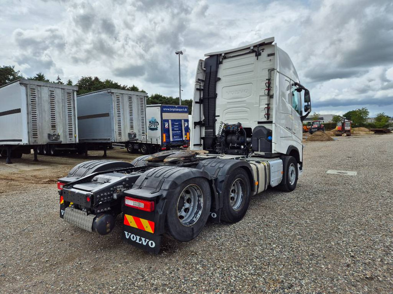 Volvo FH 500 6x2 // ACC/ Retarder // 10 Wheeler - Nyergesvontató: 5 kép. Volvo FH 500 6x2 // ACC/ Retarder // 10 Wheeler - Nyergesvontató: 5 kép.