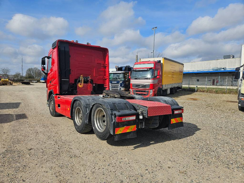 Volvo FH 500 6x2 // Hydraulic //ACC - Nyergesvontató: 4 kép. Volvo FH 500 6x2 // Hydraulic //ACC - Nyergesvontató: 4 kép.