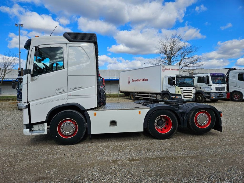 Volvo FH 500 // 6x2 // Hydraulik // ACC - Nyergesvontató: 2 kép. Volvo FH 500 // 6x2 // Hydraulik // ACC - Nyergesvontató: 2 kép.