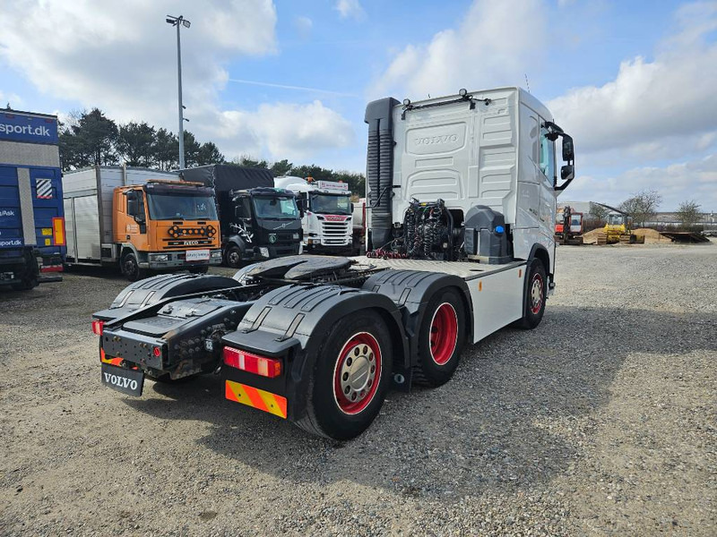 Volvo FH 500 // Nysynet // Hydraulik // ACC - Nyergesvontató: 5 kép. Volvo FH 500 // Nysynet // Hydraulik // ACC - Nyergesvontató: 5 kép.