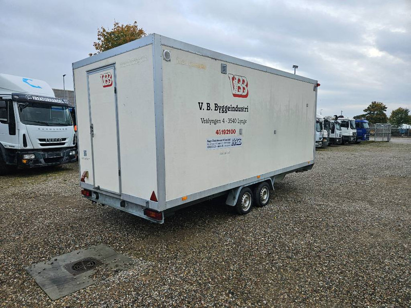 VA 1300 kg Toilet/Bad/omklædning/spiserum - Pótkocsi dobozos: 5 kép. VA 1300 kg Toilet/Bad/omklædning/spiserum - Pótkocsi dobozos: 5 kép.