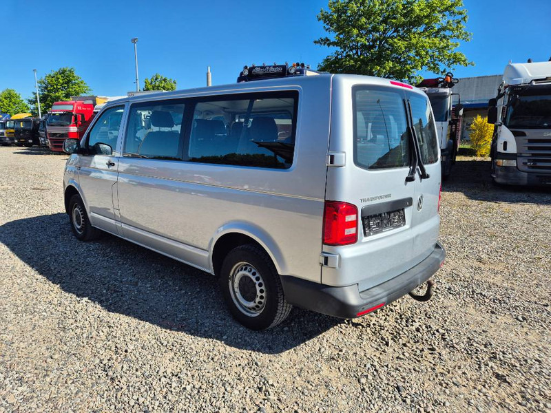 Volkswagen Transporter 2,0 TDi 102 Kombi lang 4d 9 prs - Autó: 3 kép. Volkswagen Transporter 2,0 TDi 102 Kombi lang 4d 9 prs - Autó: 3 kép.