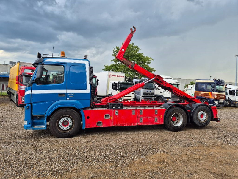 Volvo FM 450 6x2 //HOOK / Kroghejs// - Horgos rakodó teherautó: 2 kép. Volvo FM 450 6x2 //HOOK / Kroghejs// - Horgos rakodó teherautó: 2 kép.