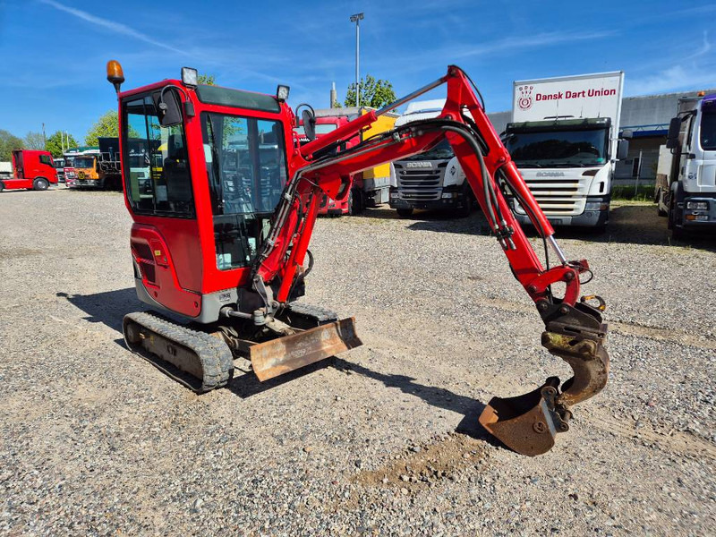 Yanmar SV 17 EX //Centralsmøring//Hurtigskifte - Minikotró: 1 kép. Yanmar SV 17 EX //Centralsmøring//Hurtigskifte - Minikotró: 1 kép.
