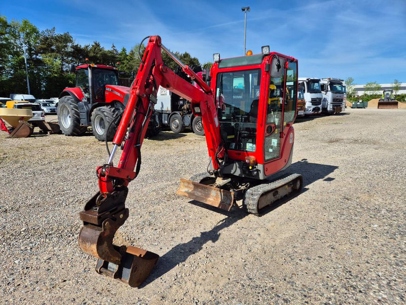 Yanmar SV 17 EX //Centralsmøring//Hurtigskifte - Minikotró: 3 kép. Yanmar SV 17 EX //Centralsmøring//Hurtigskifte - Minikotró: 3 kép.