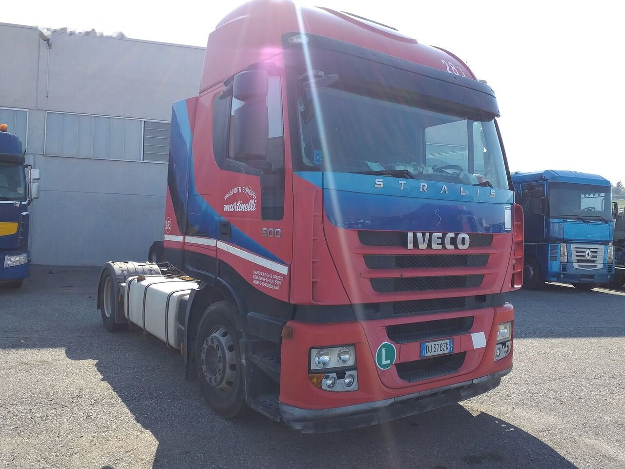 IVECO STRALIS AS440S50 - Nyergesvontató: 2 kép. IVECO STRALIS AS440S50 - Nyergesvontató: 2 kép.