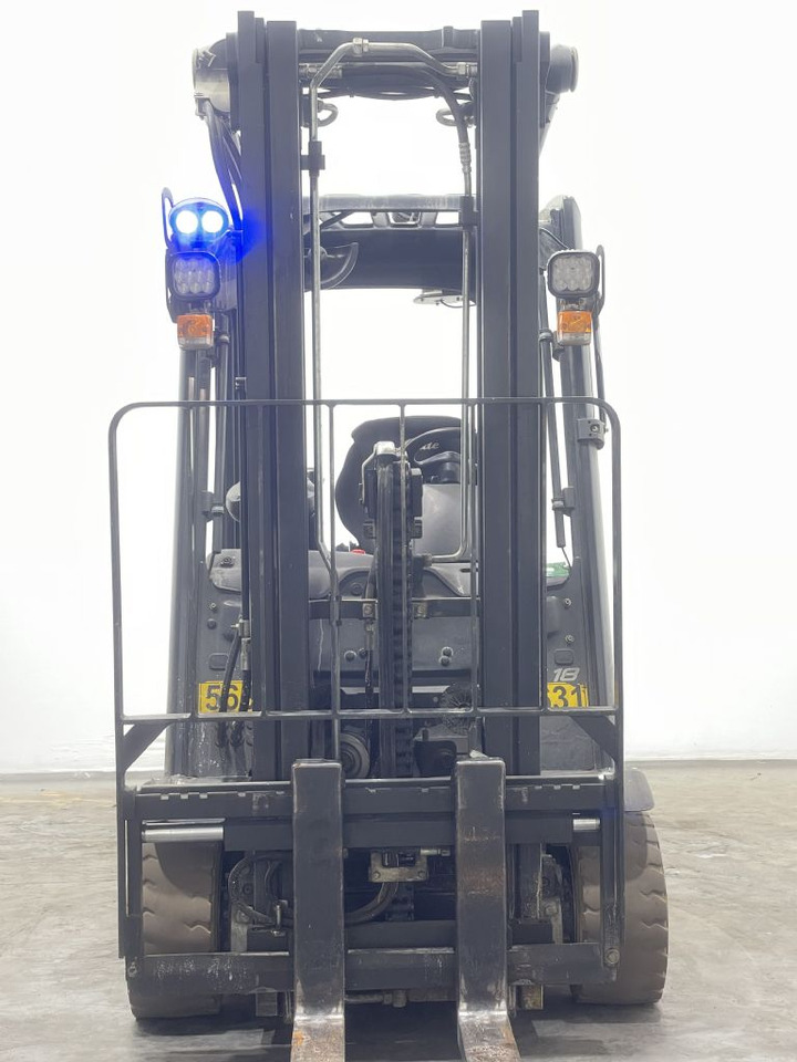 Linde E18-02-386-Li-Ion - Elektromos targonca: 4 kép. Linde E18-02-386-Li-Ion - Elektromos targonca: 4 kép.