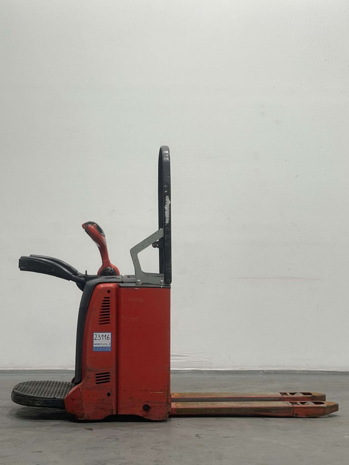 Linde T20AP-131 - Kézi raklapemelő: 3 kép. Linde T20AP-131 - Kézi raklapemelő: 3 kép.
