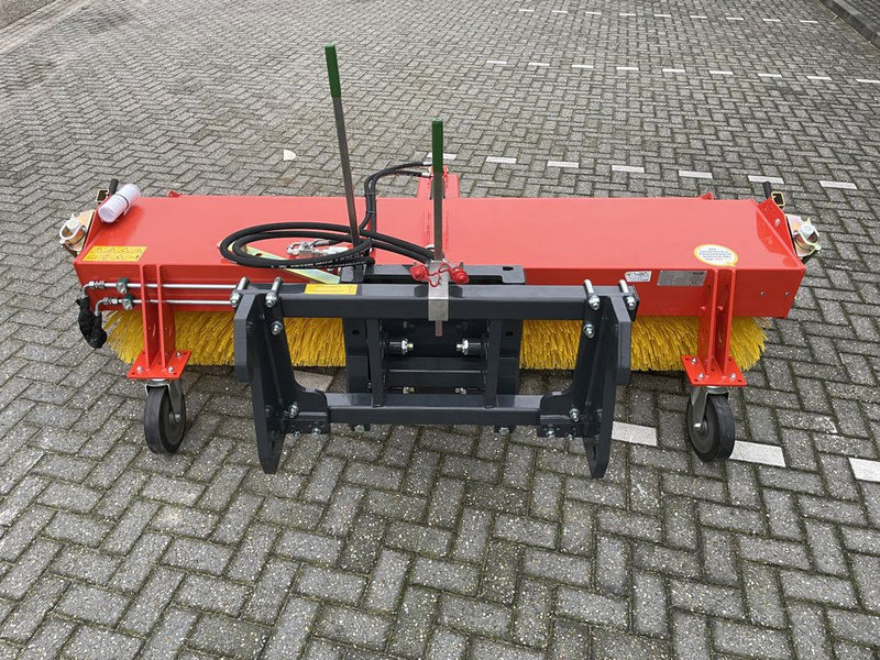 ADLER K600-240 Veegmachine - Takarítógép: 4 kép. ADLER K600-240 Veegmachine - Takarítógép: 4 kép.