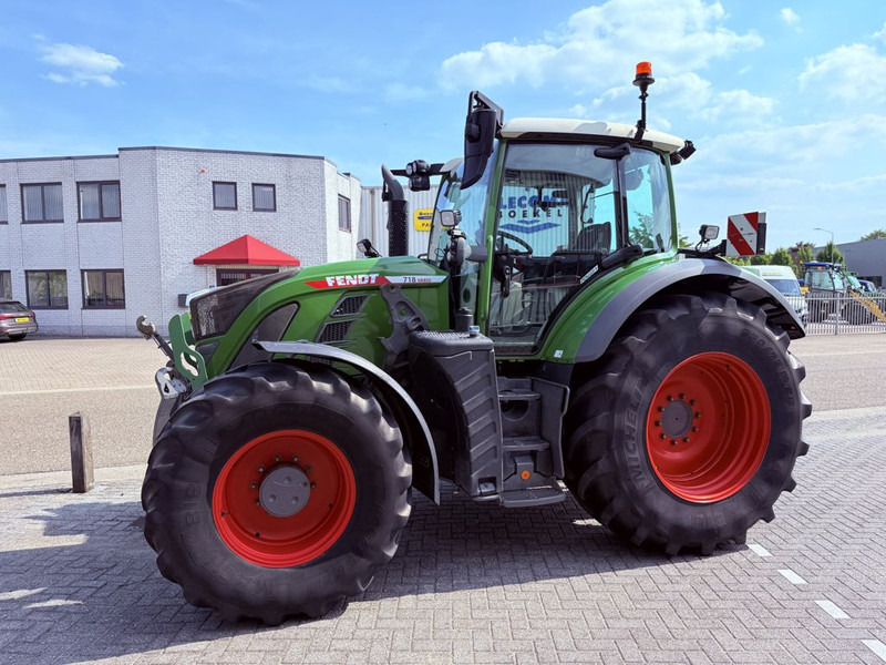 Fendt 718 Vario PowerPlus ONE - Traktor: 1 kép. Fendt 718 Vario PowerPlus ONE - Traktor: 1 kép.