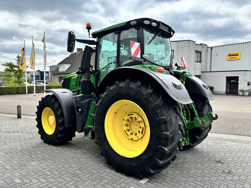 John Deere 6250R Premium Edtition Autopowr - Traktor: 2 kép. John Deere 6250R Premium Edtition Autopowr - Traktor: 2 kép.