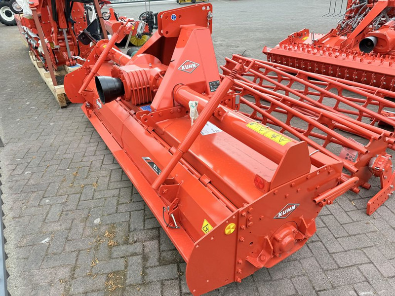 Kuhn EL162-300 Frees Kooirol verlichting - Talajművelő gep: 2 kép. Kuhn EL162-300 Frees Kooirol verlichting - Talajművelő gep: 2 kép.
