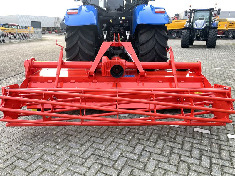 Kuhn EL162-300 Frees verlichting - Talajművelő gep: 4 kép. Kuhn EL162-300 Frees verlichting - Talajművelő gep: 4 kép.