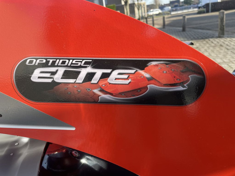 Kuhn FC3115D Schijvenmaaier met Kneuzer - Fűkasza: 3 kép. Kuhn FC3115D Schijvenmaaier met Kneuzer - Fűkasza: 3 kép.