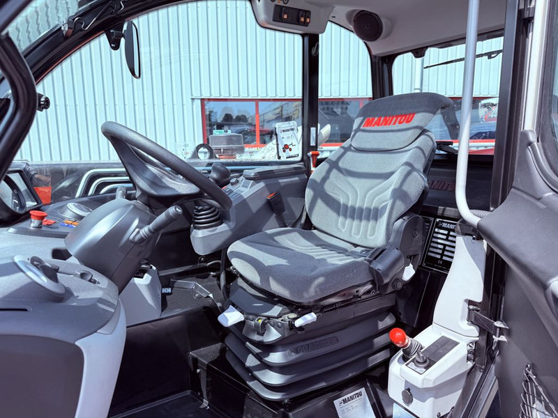 Manitou MLT 733-115 - Teleszkópos rakodó: 3 kép. Manitou MLT 733-115 - Teleszkópos rakodó: 3 kép.