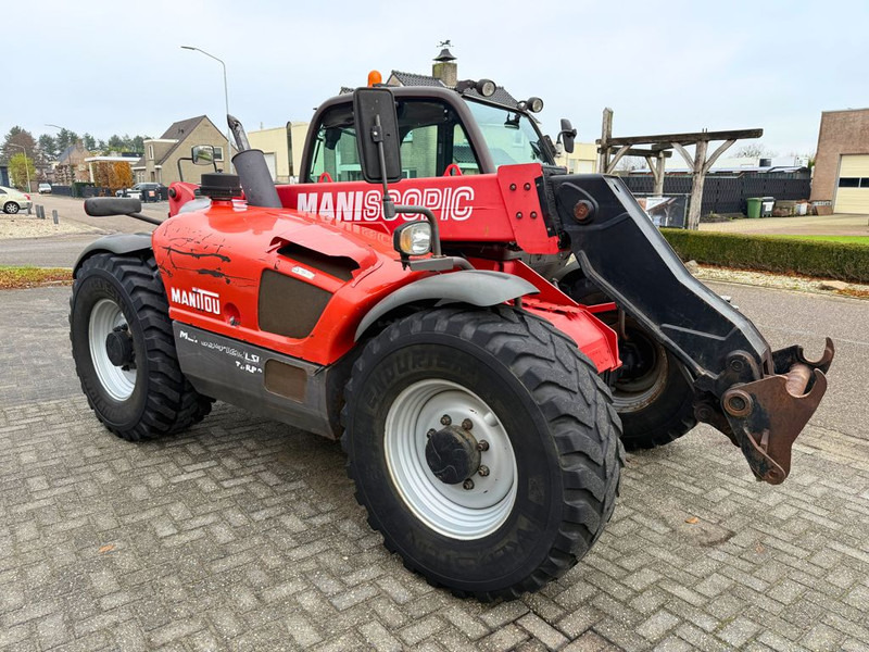 Manitou MLT634-120 LSU - Teleszkópos rakodó: 4 kép. Manitou MLT634-120 LSU - Teleszkópos rakodó: 4 kép.