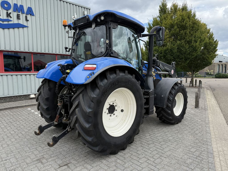 New Holland T6.175 AC T4B - Traktor: 3 kép. New Holland T6.175 AC T4B - Traktor: 3 kép.