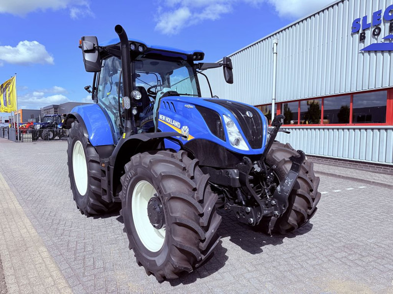 New Holland T6.180 AC Fronthef, - Traktor: 5 kép. New Holland T6.180 AC Fronthef, - Traktor: 5 kép.