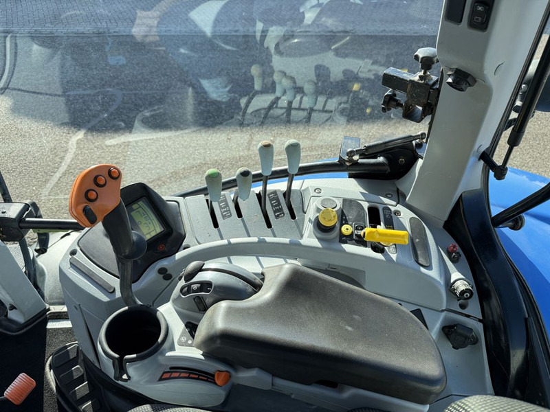 New Holland T7.185 Power Command lízing New Holland T7.185 Power Command: 10 kép. New Holland T7.185 Power Command lízing New Holland T7.185 Power Command: 10 kép.