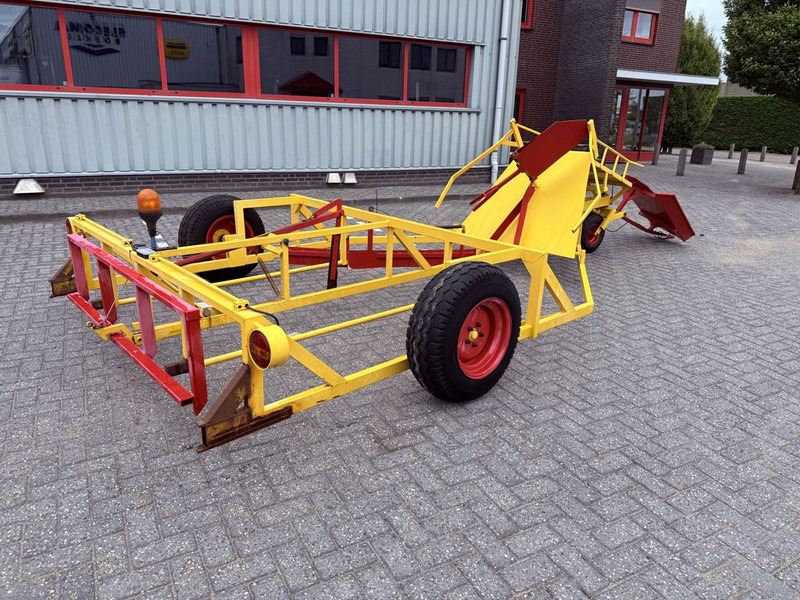 Meijer Balenverzamelwagen 8-Paks - Mezőgazdasági pótkocsi: 3 kép. Meijer Balenverzamelwagen 8-Paks - Mezőgazdasági pótkocsi: 3 kép.