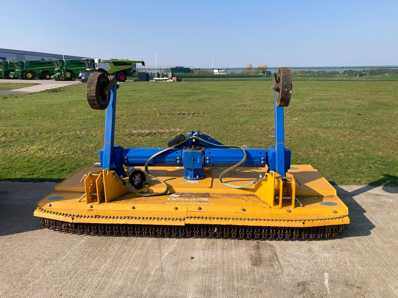 Bomford Turner Triblade3000 - Szárzúzó/ Mulcsozó: 4 kép. Bomford Turner Triblade3000 - Szárzúzó/ Mulcsozó: 4 kép.