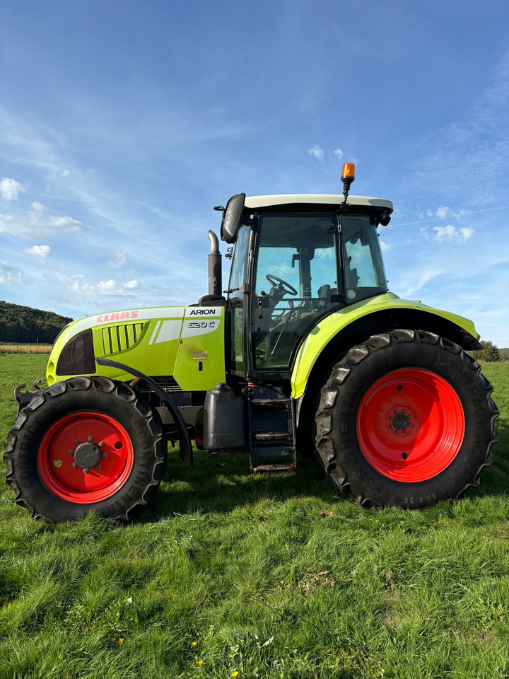 Claas Arion 620C - Traktor: 5 kép. Claas Arion 620C - Traktor: 5 kép.
