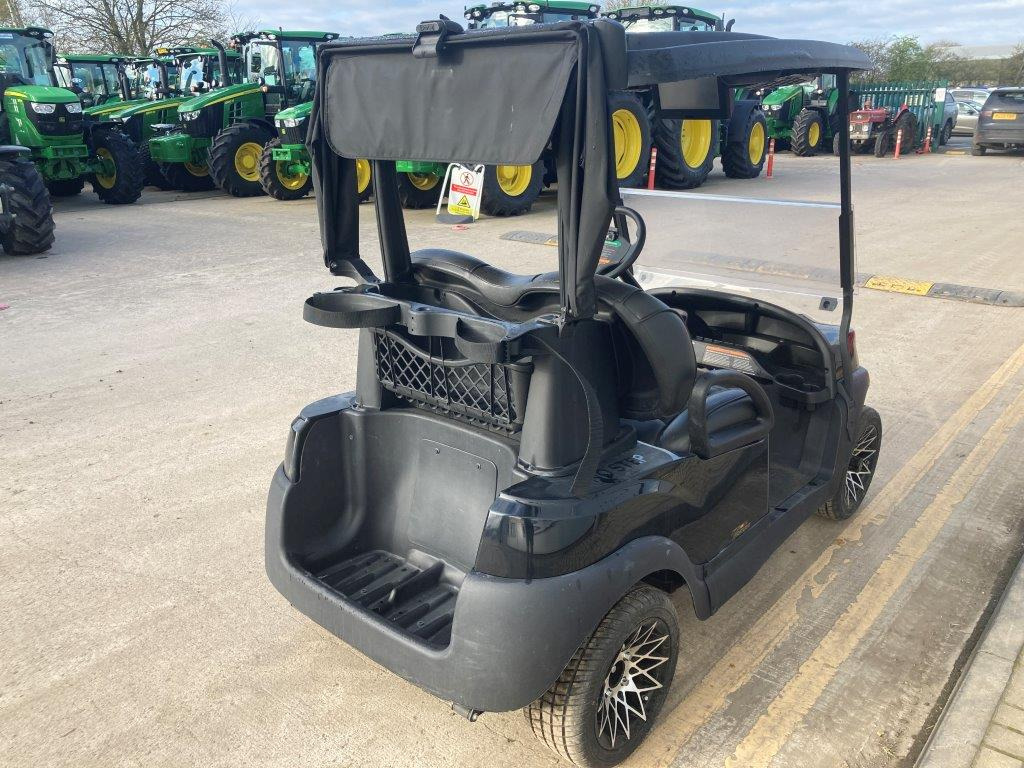 Golfkocsi Club Car Tempo Lithium Golf Buggy: 6 kép.