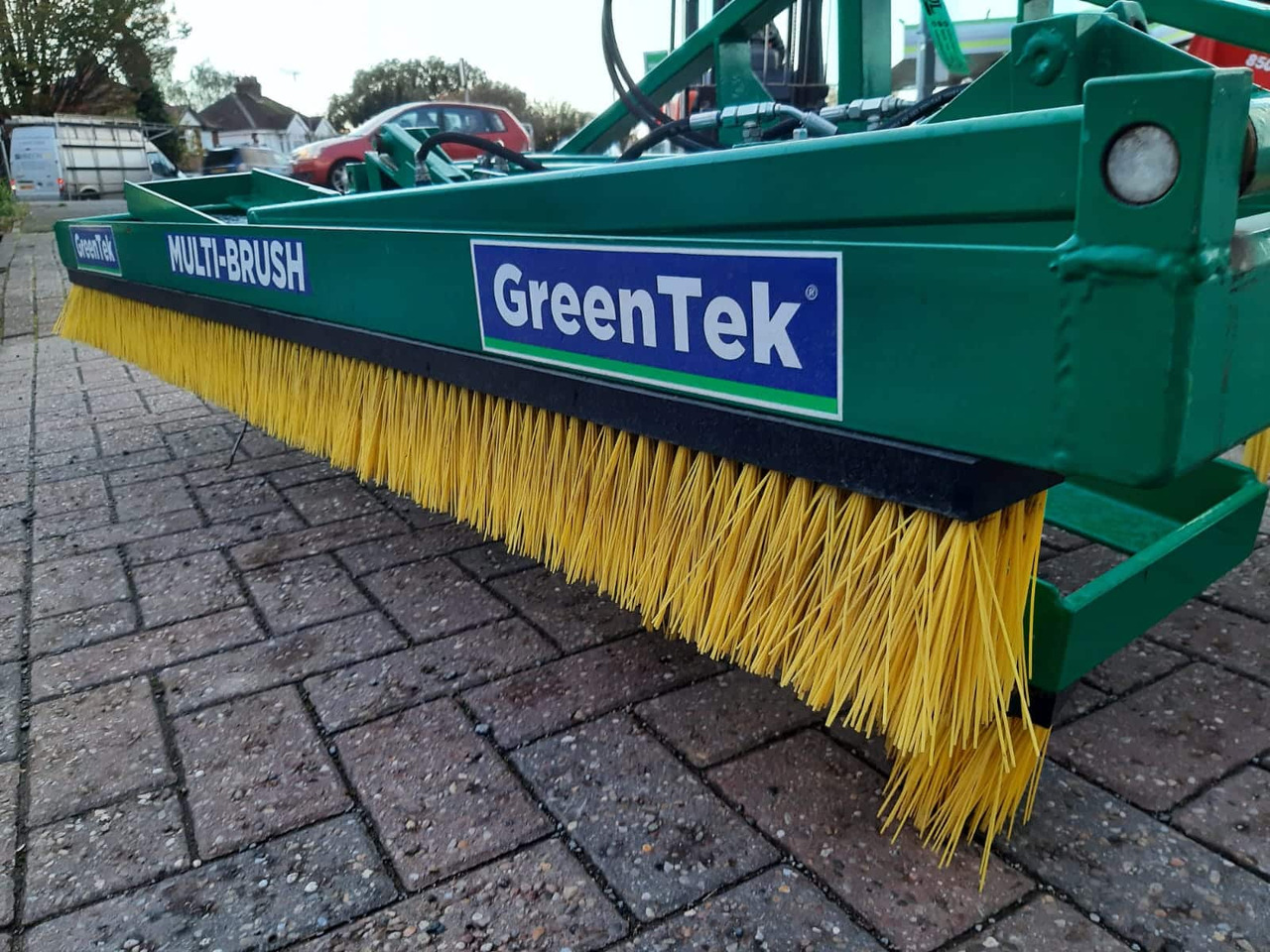 Greentek HMB186Y multibrush - Ferde seprő - Mezőgazdasági gépek: 5 kép. Greentek HMB186Y multibrush - Ferde seprő - Mezőgazdasági gépek: 5 kép.