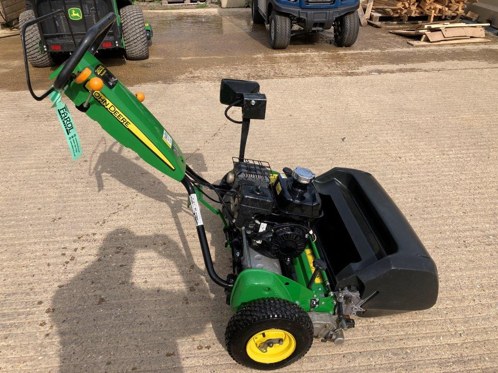 John Deere 260SL pedestrian Tees mower - Kerti fűkasza: 1 kép. John Deere 260SL pedestrian Tees mower - Kerti fűkasza: 1 kép.