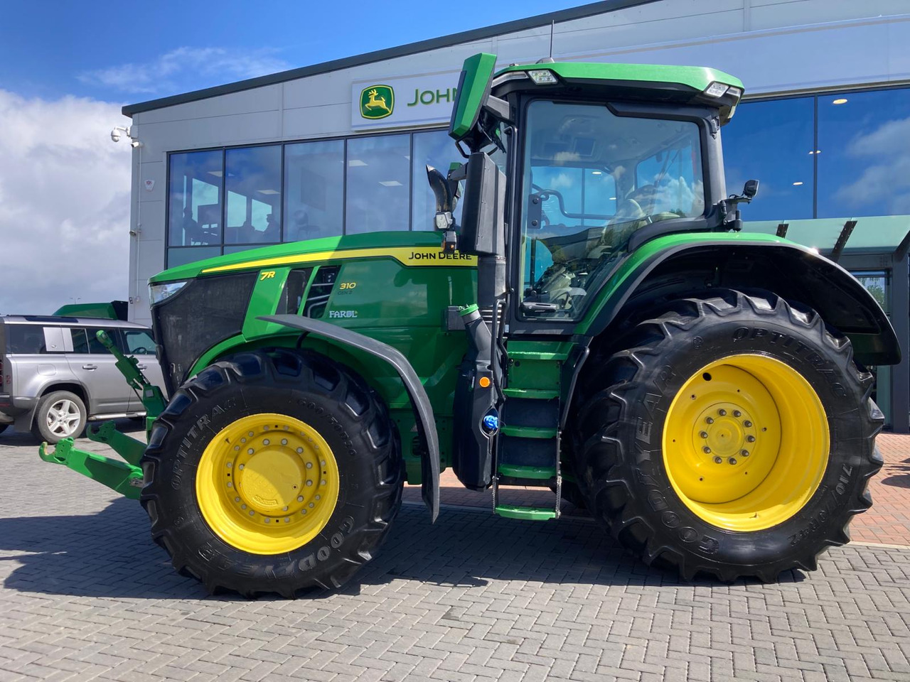 John Deere 7R 310 - Traktor: 5 kép. John Deere 7R 310 - Traktor: 5 kép.