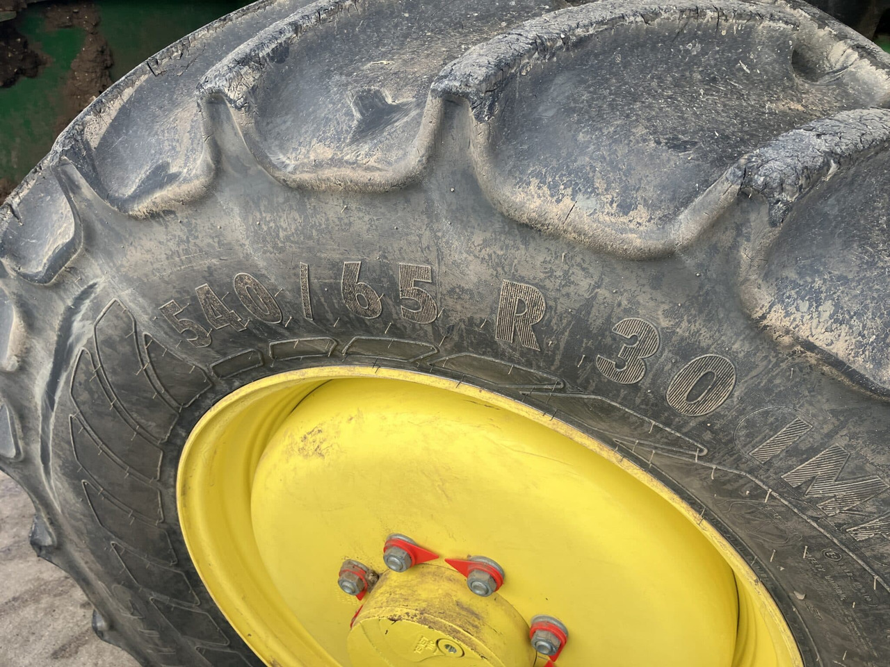Önjáró szecskázógép John Deere 8500i: 7 kép. Önjáró szecskázógép John Deere 8500i: 7 kép.