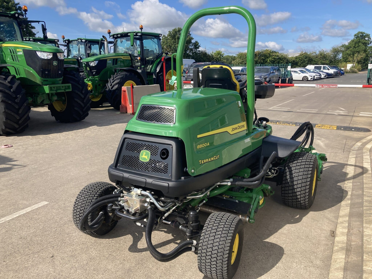 John Deere 8800A 5 pod rotary mower - Kerti fűkasza: 5 kép. John Deere 8800A 5 pod rotary mower - Kerti fűkasza: 5 kép.