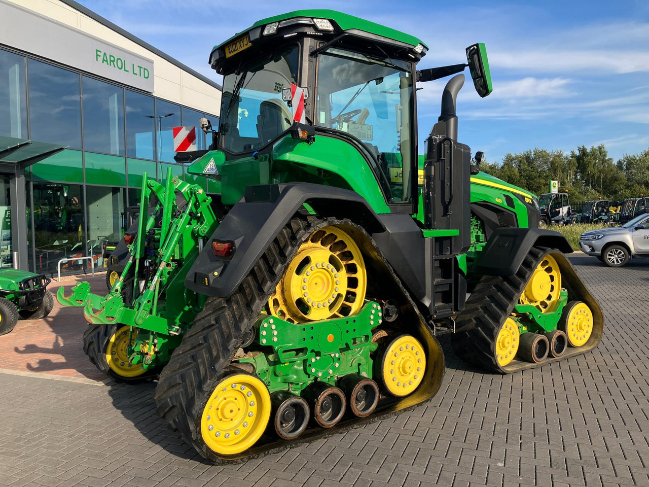 John Deere 8RX 410 - Lánctalpas traktor: 3 kép. John Deere 8RX 410 - Lánctalpas traktor: 3 kép.