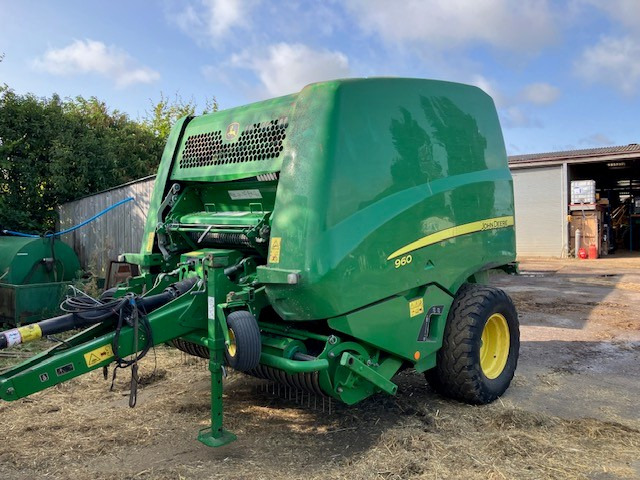 John Deere 960 - Szálastakarmány betakarítás gépei: 1 kép. John Deere 960 - Szálastakarmány betakarítás gépei: 1 kép.