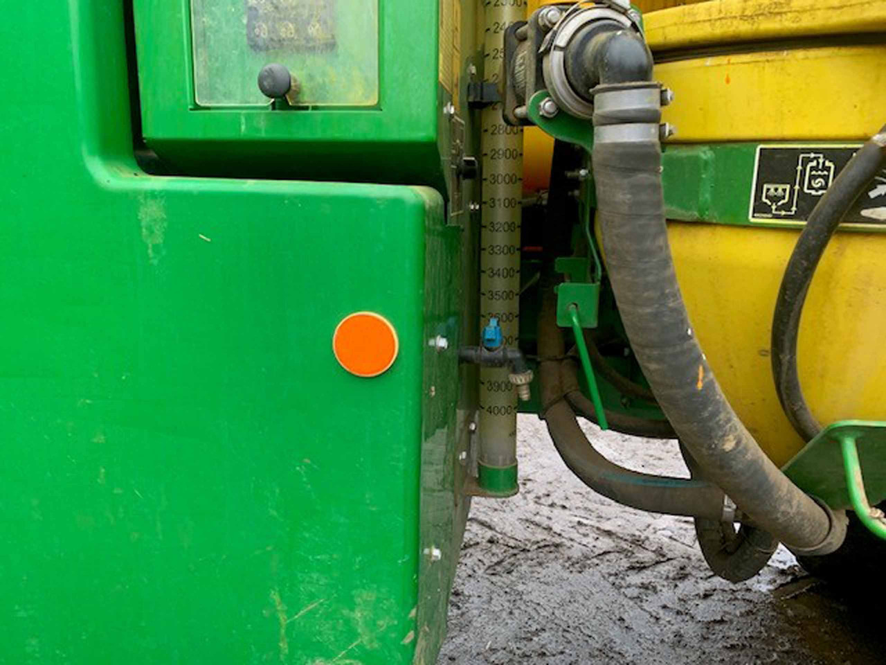 John Deere R4040i - Permetezők: 4 kép. John Deere R4040i - Permetezők: 4 kép.