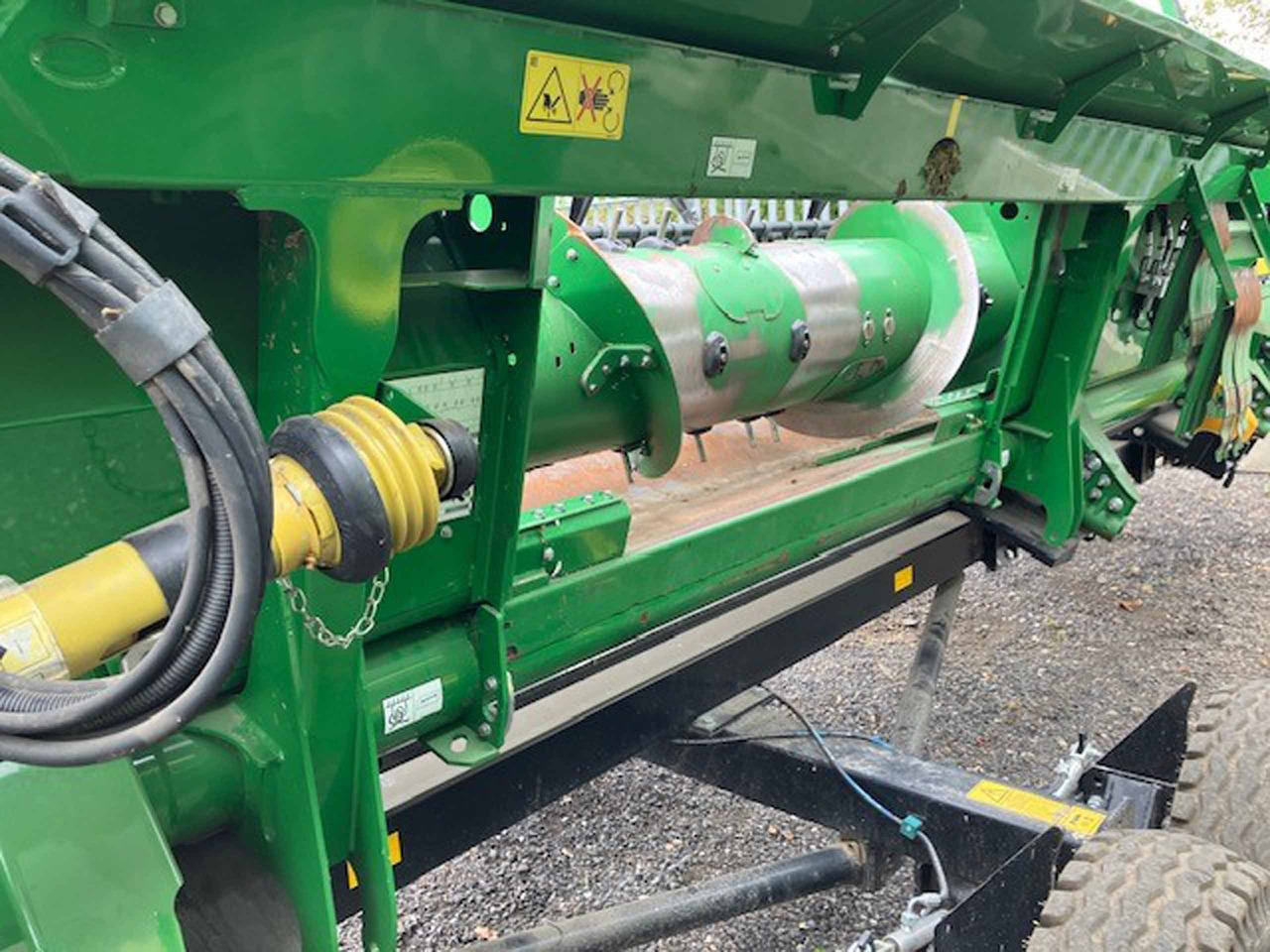 John Deere T560i HillMaster - Kombájn: 5 kép. John Deere T560i HillMaster - Kombájn: 5 kép.