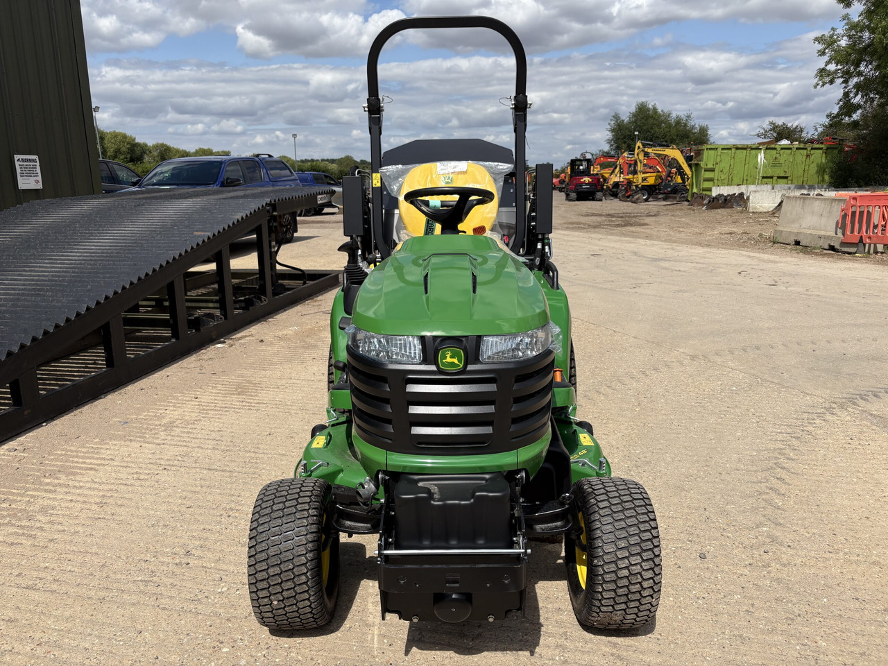 John Deere X950R Cut & Collect Mower - Kerti fűkasza: 3 kép. John Deere X950R Cut & Collect Mower - Kerti fűkasza: 3 kép.