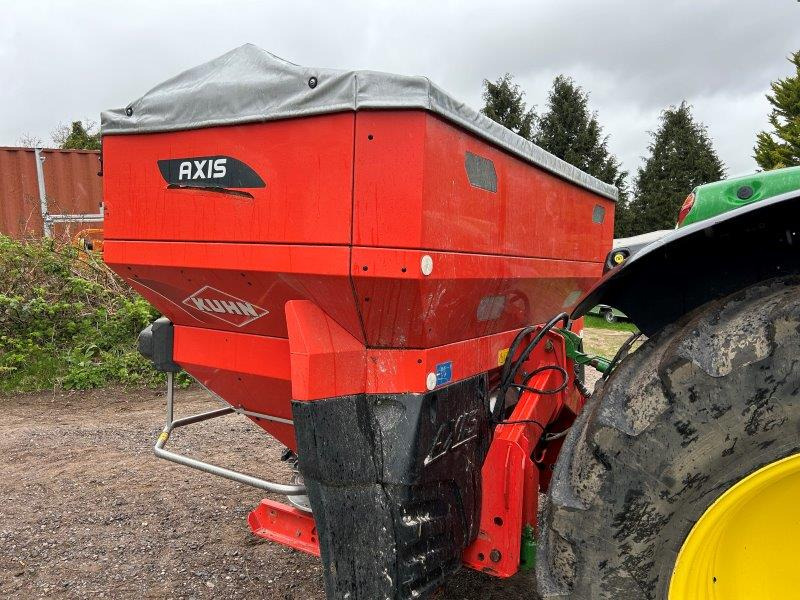 Kuhn AXIS H-EMC-W 50.2 - Műtrágyaszóró: 5 kép. Kuhn AXIS H-EMC-W 50.2 - Műtrágyaszóró: 5 kép.